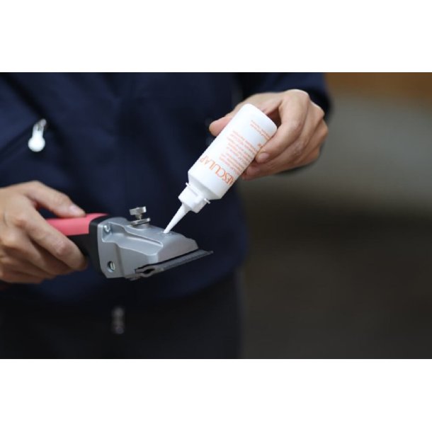 Aesculap Olie 90 ml.  GT604